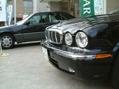 フロントビューはどっから見てもJAGUARです。